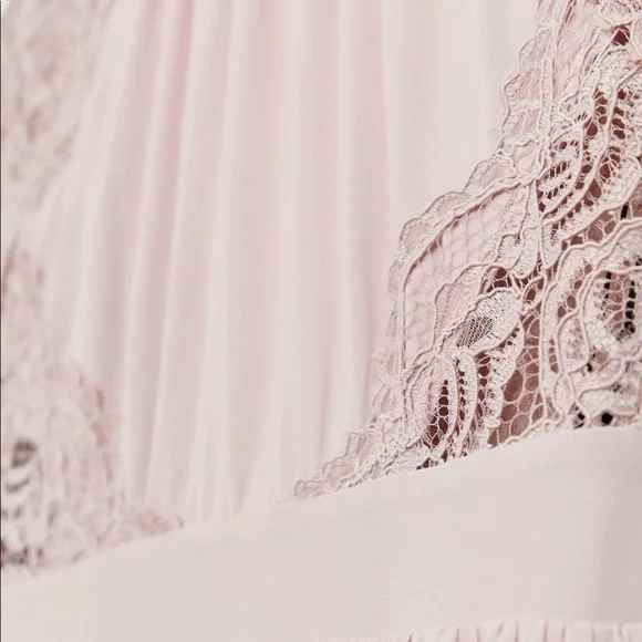 ASOS TFNC Exclusive Open Back Scalloped Lace Dress in Mink - Picture 4 of 4